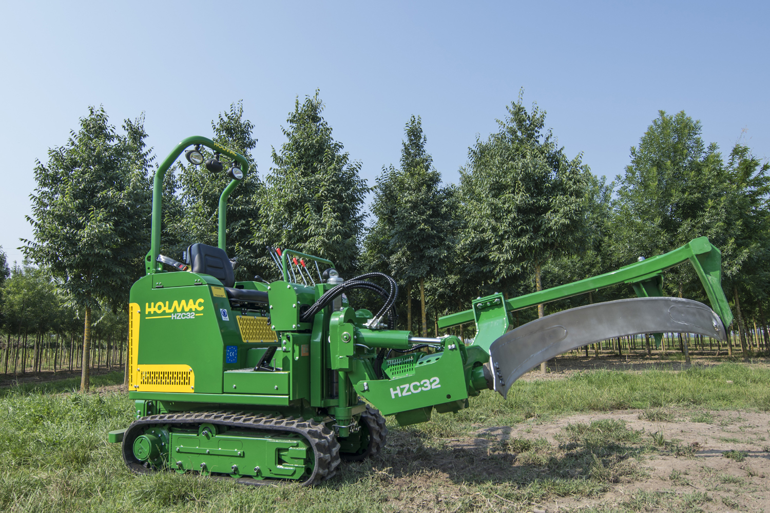 treedigger Holmac HZC 32